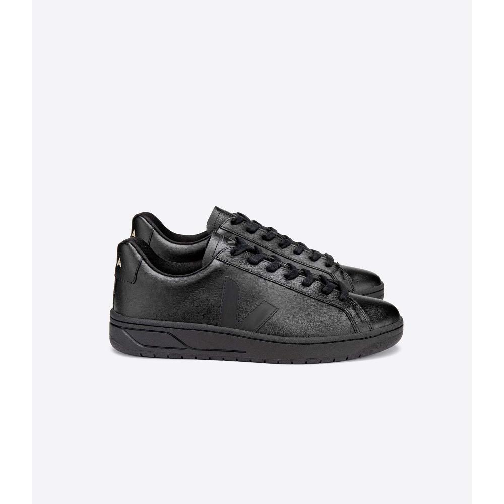 Men\'s Veja URCA CWL Shoes Black | SG 270EBC